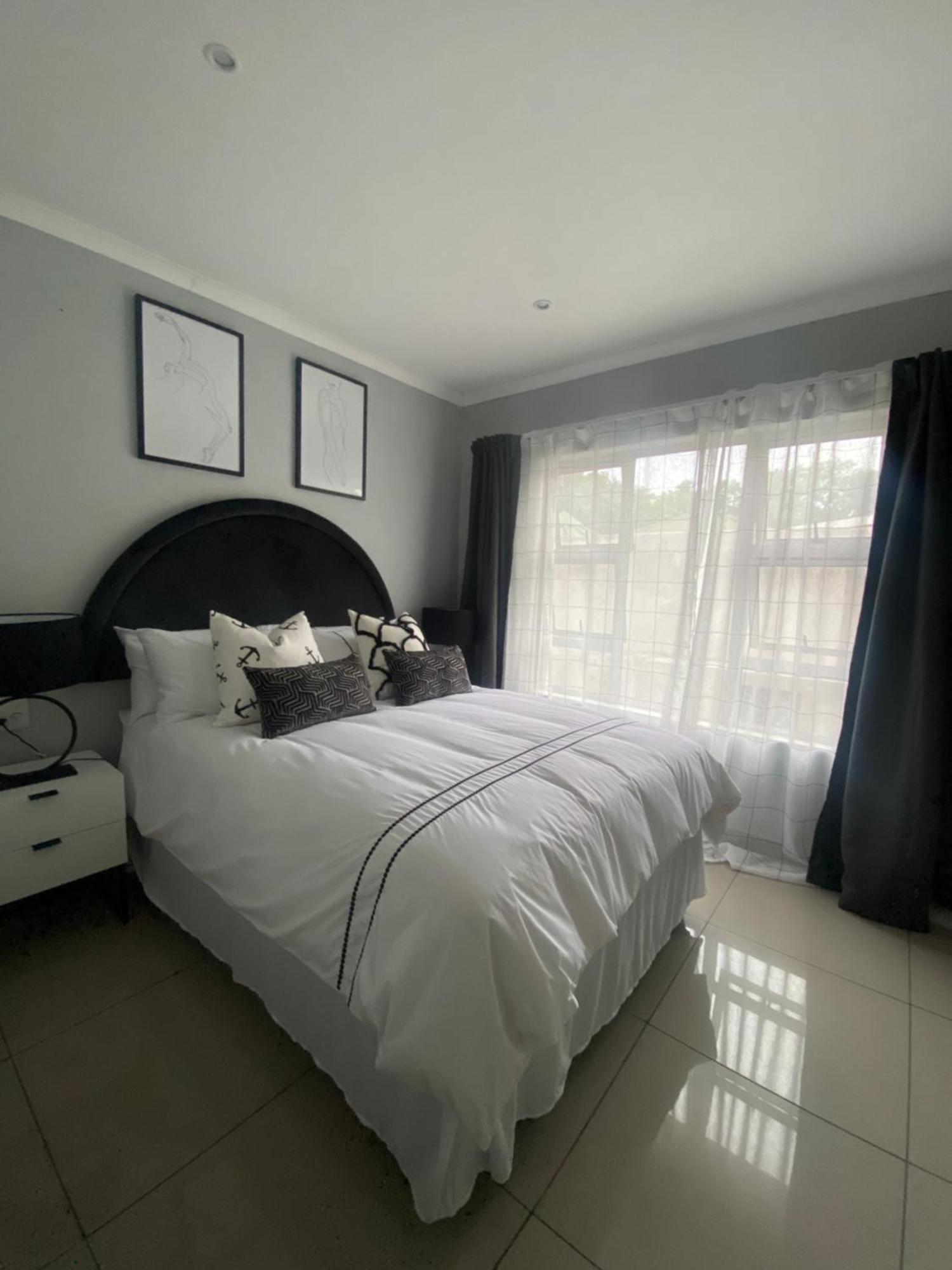 Trendy, Comfortable 1 Bedroom Apartments In Mthatha Exterior photo