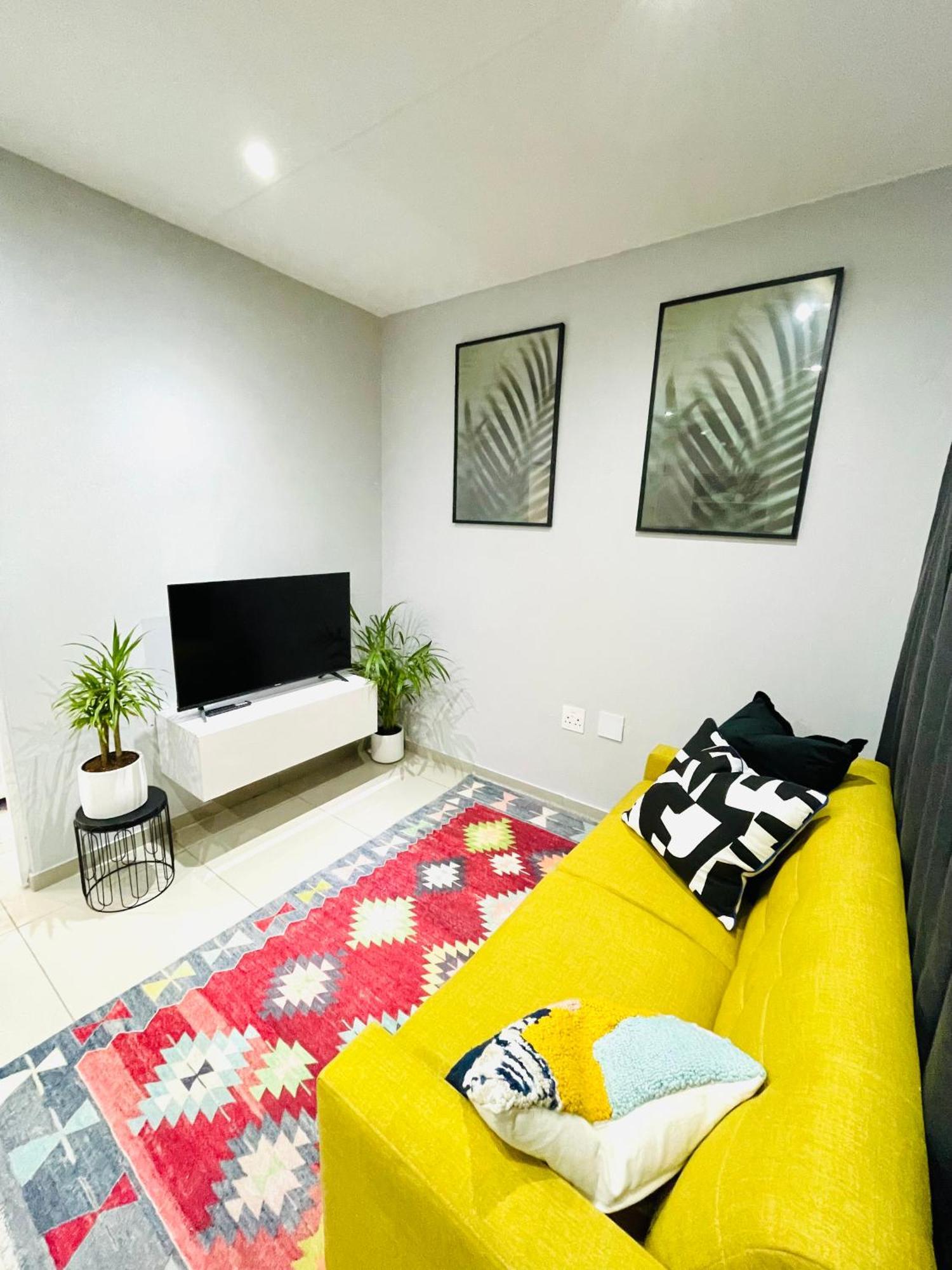 Trendy, Comfortable 1 Bedroom Apartments In Mthatha Exterior photo